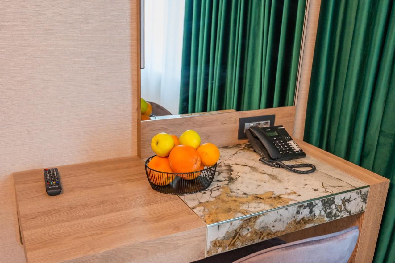 Hotel Codrisor Bistriţa Buitenkant foto